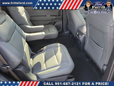 New 2026 Ford Explorer Active w/ Active Comfort Package image 19
