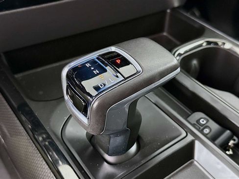 Used 2022 Chevrolet Silverado 1500 ZR2 image 19