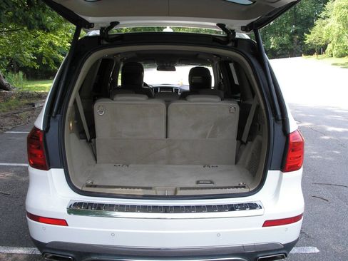 Used 2013 Mercedes-Benz GL 450 4MATIC image 6