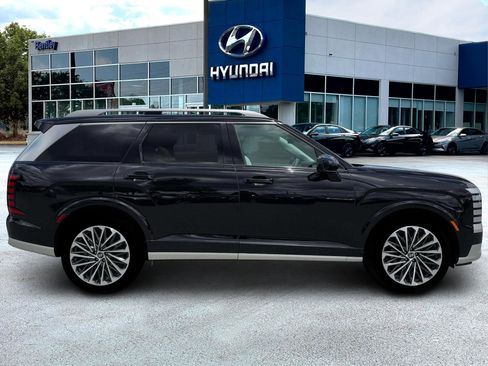New 2026 Hyundai Palisade Calligraphy FWD image 9