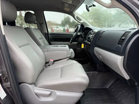 Used 2012 Toyota Tundra 4x4 Double Cab image 24