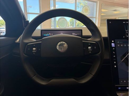 Used 2023 Fisker Ocean Ultra AWD/4WD image 21