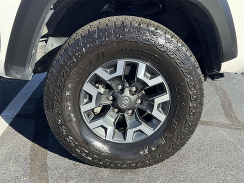 Used 2023 Toyota Tacoma TRD Off-Road image 26