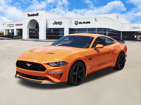 Used 2021 Ford Mustang GT Premium w/ GT Performance Package RWD image 3