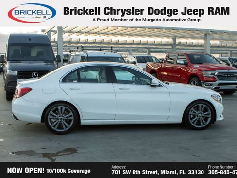 Used 2018 Mercedes-Benz C 300 Sedan w/ Premium Package image 4