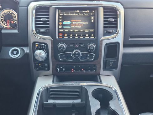 Used 2018 RAM 1500 Laramie w/ Convenience Group image 13