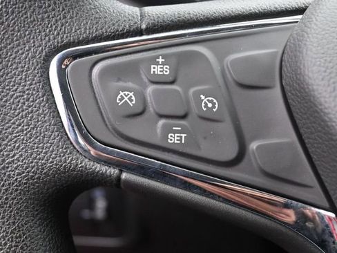 Used 2017 Chevrolet Cruze LT w/ Convenience Package FWD image 17