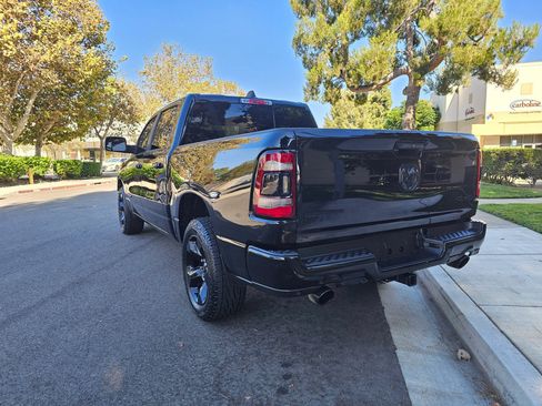 Used 2019 RAM 1500 Big Horn AWD/4WD image 7