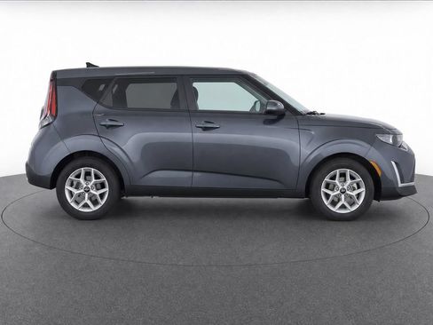 Used 2024 Kia Soul LX w/ Option Group 015 FWD image 8