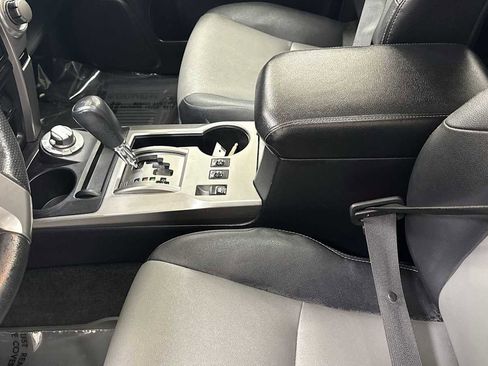 Certified 2019 Toyota 4Runner SR5 Premium image 23