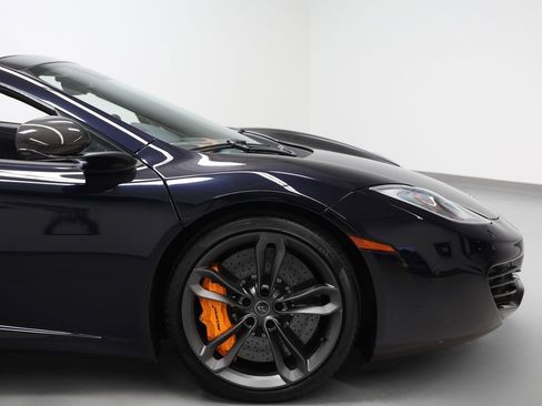Used 2013 McLaren MP4-12C Spider RWD image 10