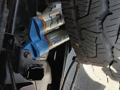 Used 2012 Ford F150 Raptor w/ Raptor Luxury Pkg image 19