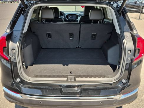 Certified 2023 GMC Terrain SLT FWD image 25