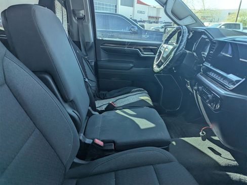 Used 2023 Chevrolet Silverado 1500 LT image 6