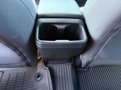 Used 2022 Toyota Tacoma TRD Sport AWD/4WD image 14