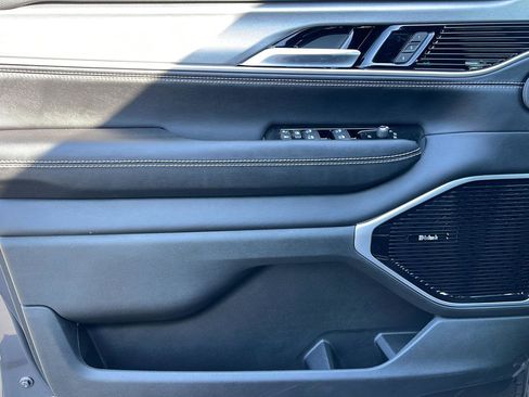 New 2026 Jeep Grand Wagoneer Limited AWD/4WD image 11