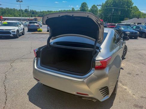 Used 2016 Lexus RC 200t RWD image 12