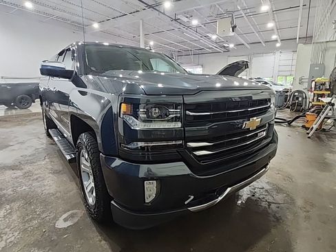 Used 2017 Chevrolet Silverado 1500 LTZ Z71 w/ LTZ Plus Package AWD/4WD image 1