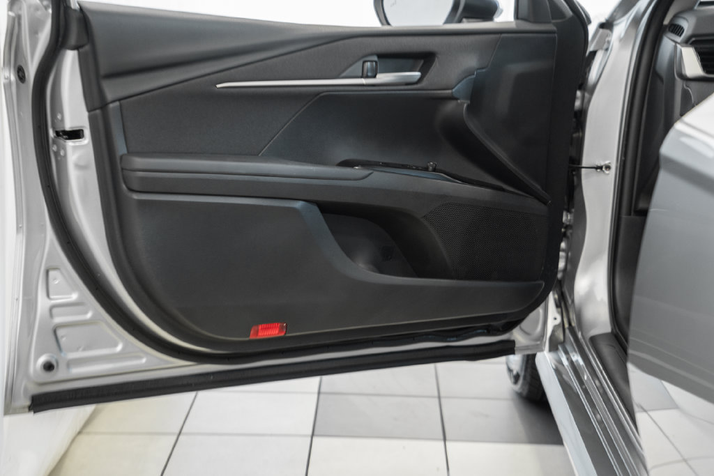 Used 2026 Toyota Camry LE w/ Convenience Package FWD image 36