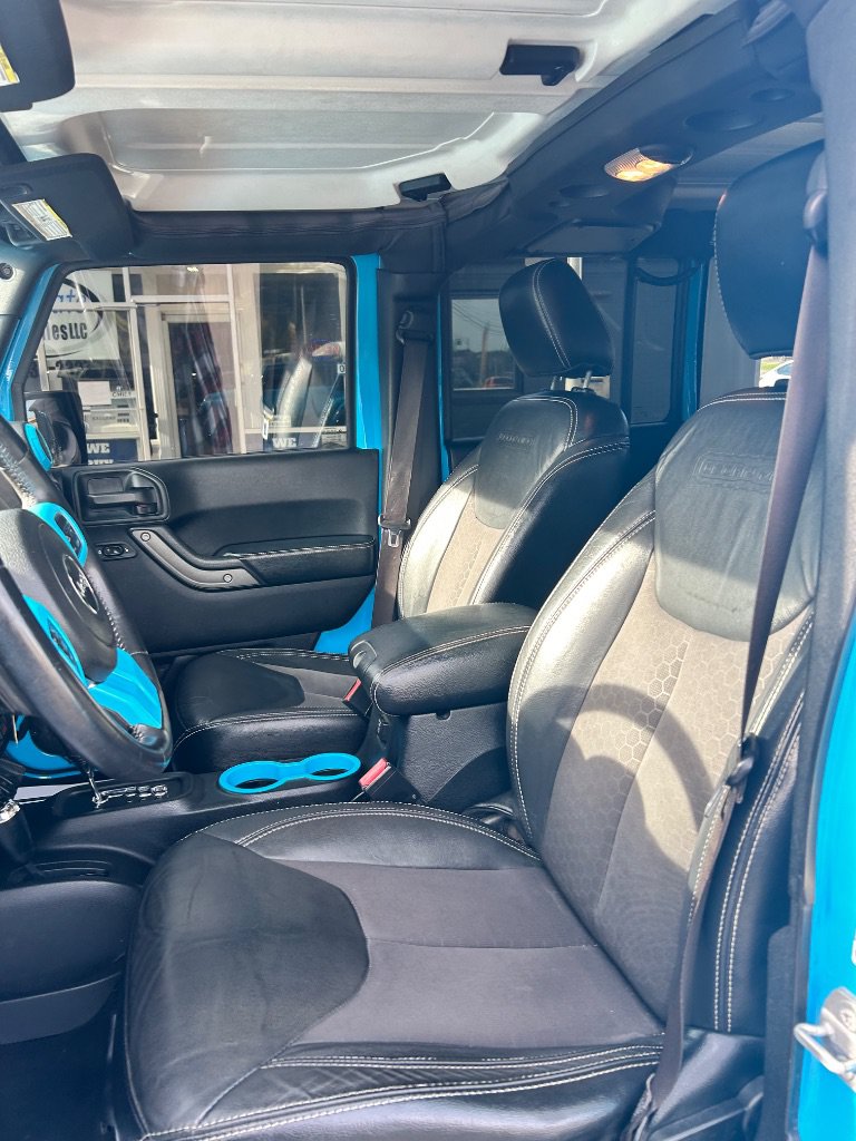 Used 2017 Jeep Wrangler Unlimited Sport AWD/4WD image 9
