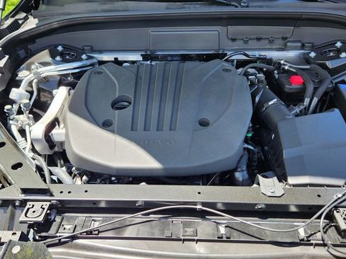 New 2025 Volvo XC60 B5 Core w/ Climate Package image 16