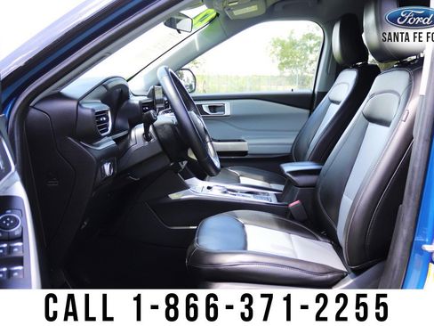 Used 2022 Ford Explorer XLT w/ Equipment Group 202A image 21