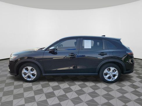 Certified 2024 Honda HR-V LX image 5
