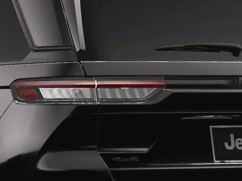 New 2025 Jeep Grand Cherokee Limited w/ Black Appearance Package image 12