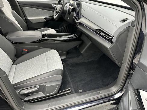 Used 2024 Volkswagen ID.4 Pro AWD/4WD image 25