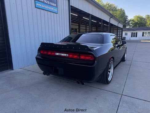 Used 2012 Dodge Challenger SRT8 image 24