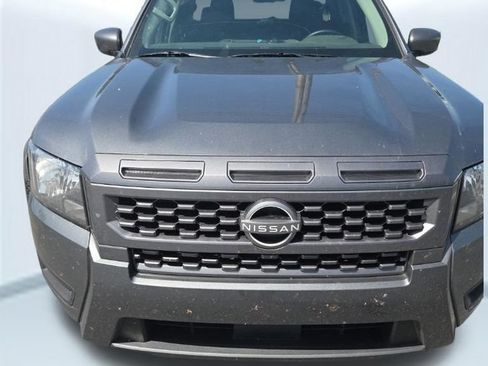 Used 2025 Nissan Frontier SV AWD/4WD image 4