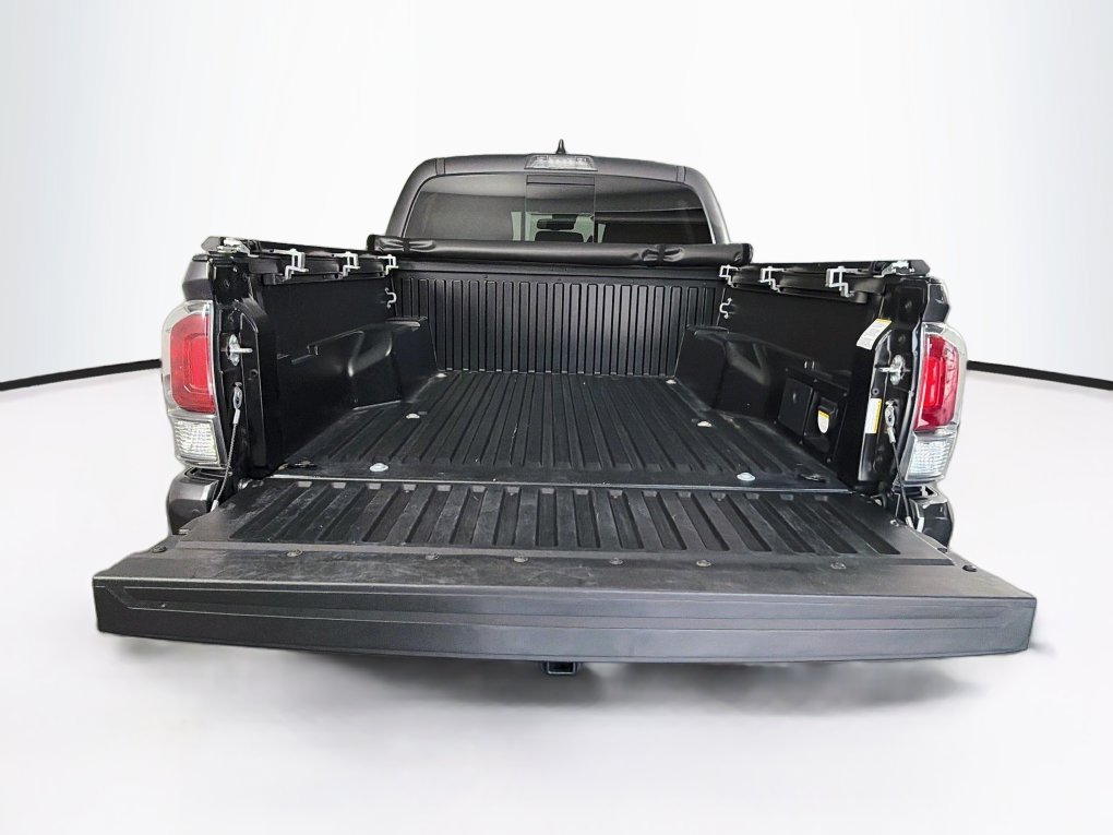 Used 2022 Toyota Tacoma TRD Sport w/ Technology Package AWD/4WD image 26