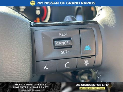 New 2026 Nissan Pathfinder SL image 15