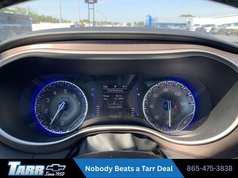 Used 2023 Chrysler Voyager LX FWD image 10