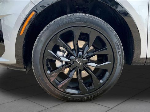 Certified 2023 Kia Sorento SX AWD/4WD image 11