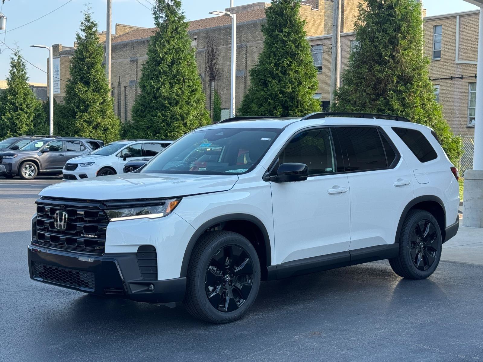 New 2026 Honda Pilot Black Edition image 7
