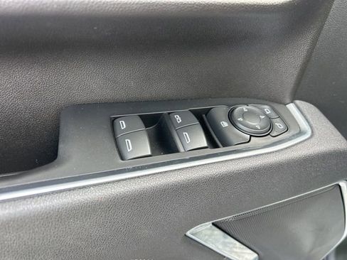 Used 2025 Chevrolet Silverado 2500 LT w/ Convenience Package AWD/4WD image 13