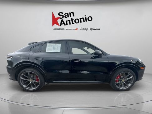 Used 2024 Porsche Cayenne S AWD/4WD image 16