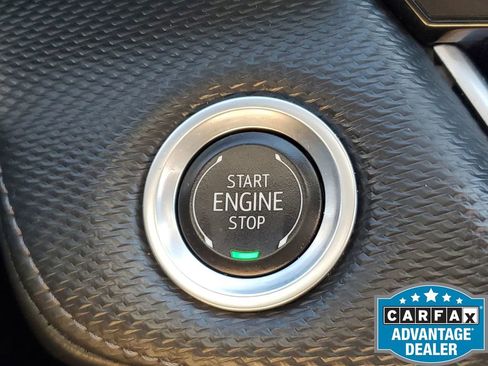 Used 2025 Chevrolet Equinox LT w/ Convenience Package II image 39