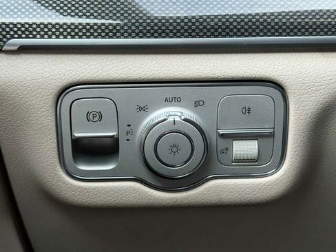 Used 2020 Mercedes-Benz GLE 350 4MATIC image 34
