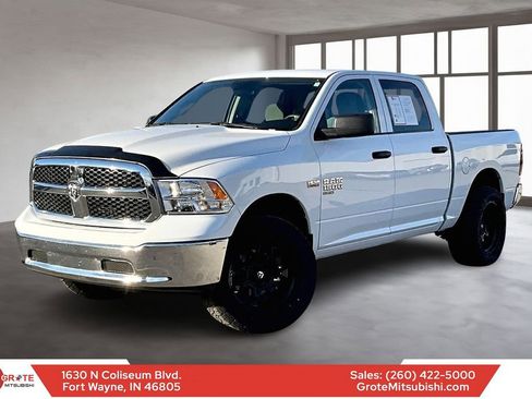 Used 2022 RAM 1500 Classic SLT image 1