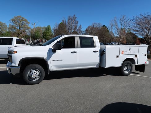 New 2025 Chevrolet Silverado 3500 W/T w/ WT Convenience Package AWD/4WD image 5