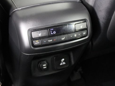 Used 2022 Hyundai Palisade SEL w/ 8P Bench Seat Package FWD image 24