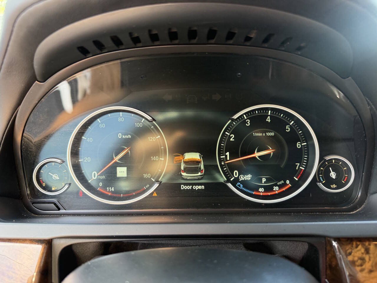 Used 2014 BMW 750Li RWD image 16