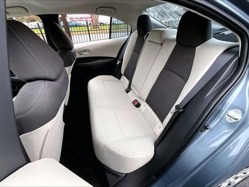 Used 2020 Toyota Corolla LE image 20