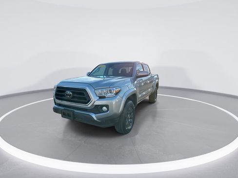 Used 2023 Toyota Tacoma TRD Sport image 4