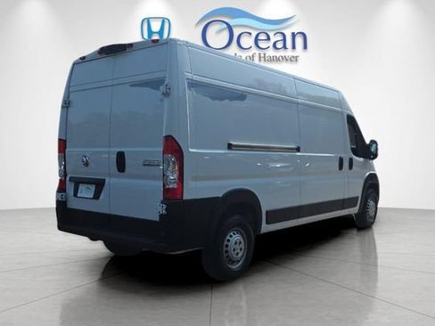 Used 2026 RAM ProMaster 2500 w/ Convenience Group FWD image 3