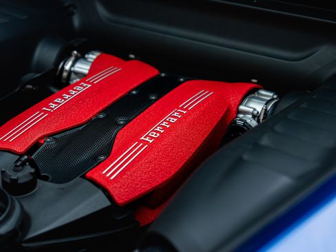 Used 2017 Ferrari 488 GTB RWD image 39