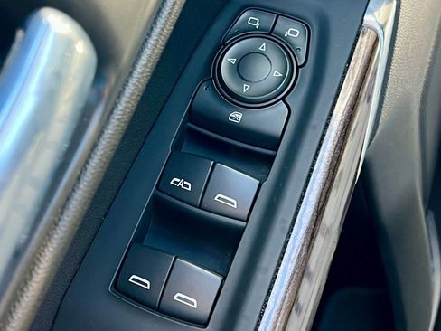 Used 2021 Chevrolet Silverado 1500 RST image 26