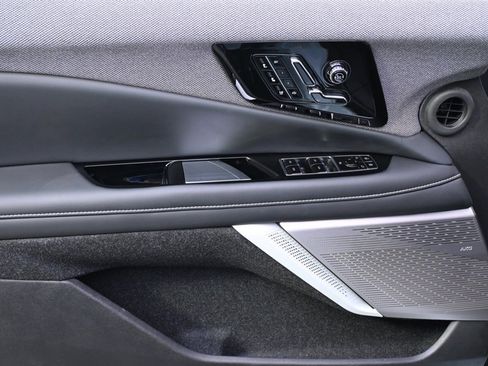 New 2026 Cadillac Optiq Sport 2 image 22